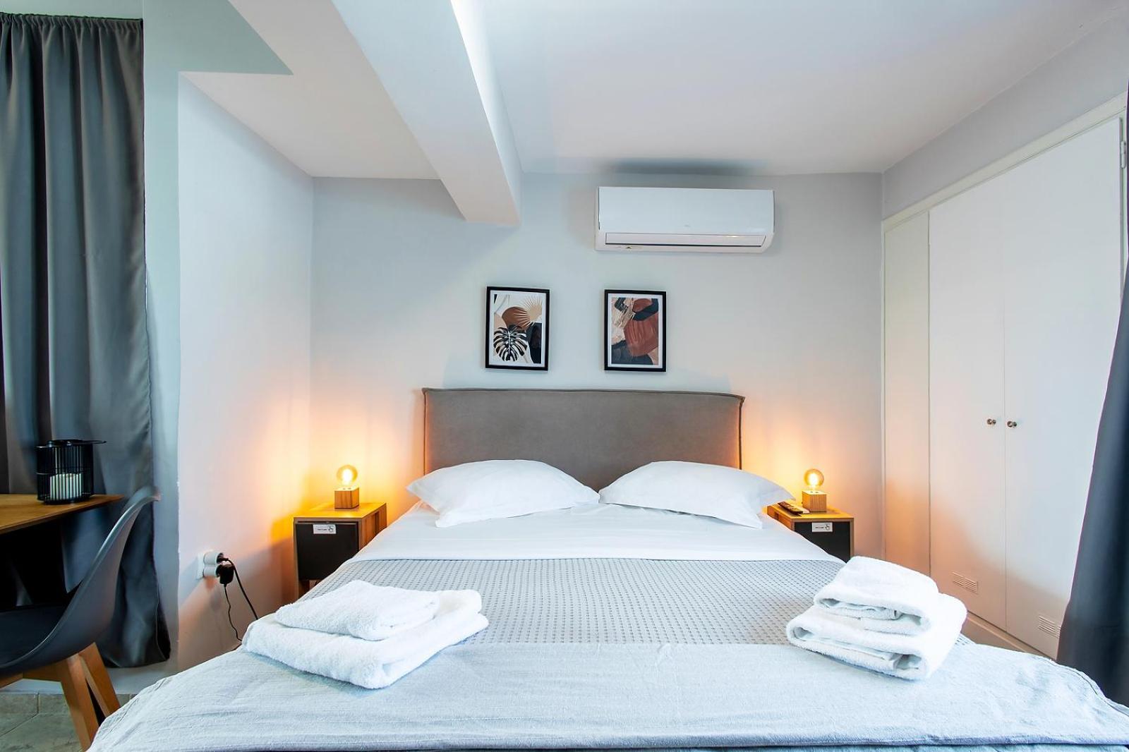Aris123 By Smart Cozy Suites - Apartments In The Heart Of Athens - 5 Minutes From Metro - Available 24Hr المظهر الخارجي الصورة