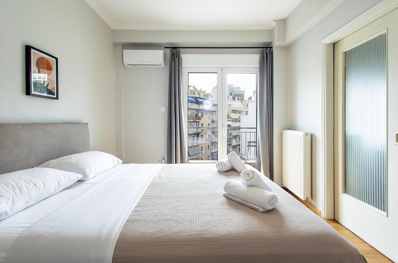 Aris123 By Smart Cozy Suites - Apartments In The Heart Of Athens - 5 Minutes From Metro - Available 24Hr المظهر الخارجي الصورة